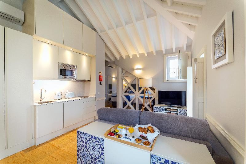 Hotel Baixa - Luxury 4*